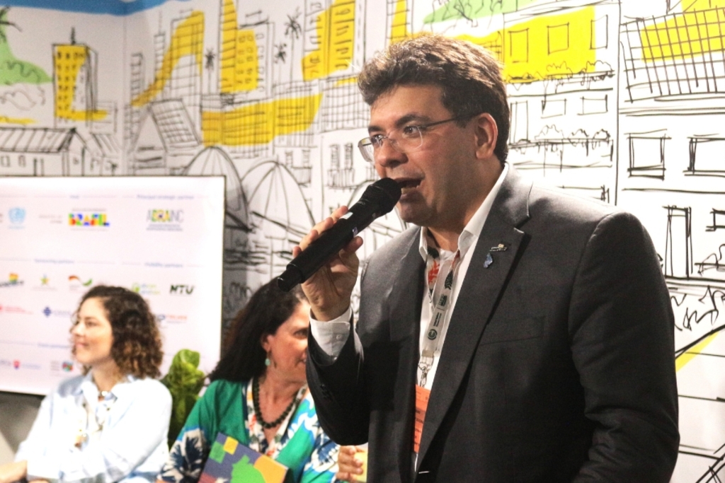 O presidente do Consórcio Nordeste e governador do Piauí, Rafael Fonteles