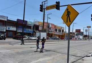 Cidade Mexicana investe em semáforos de pedestres e travessias para diminuir violência no trânsito