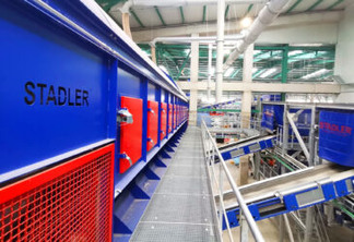 A STADLER projeta e instala a primeira de três plantas de alta eficiência de MRF e de refinamento de composto para a TERNA ENERGY em Trípoli, Grécia