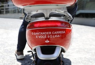 Santander patrocina compartilhamento de motos elétricas em São Paulo