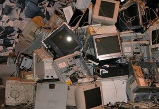 Lei sobre lixo eletrônico no país não funciona, afirma especialista