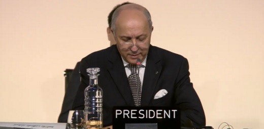  O chanceler Laurent Fabius abre a reunião do Comitê de Paris. Foto: reprodução UNFCCCTV