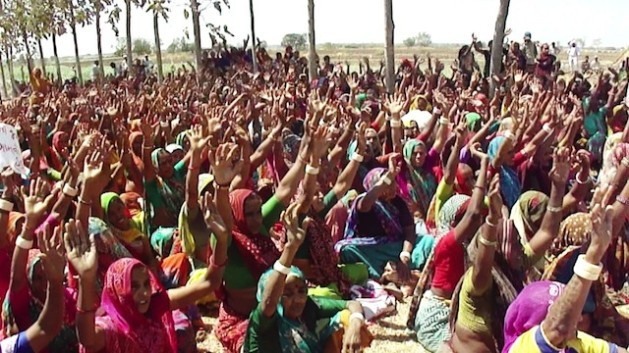 Mulheres de Gujarat, na Índia. Foto: Krishnakant;IPS