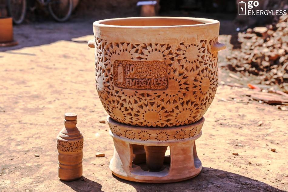 A “geladeira do deserto”, que custa em torno de 150 reais