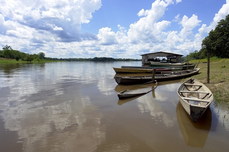 Iniciativa reconhece experiências na Amazônia como soluções aos Objetivos de Desenvolvimento Sustentável . Foto: Rio Amazonas/ Shutterstock