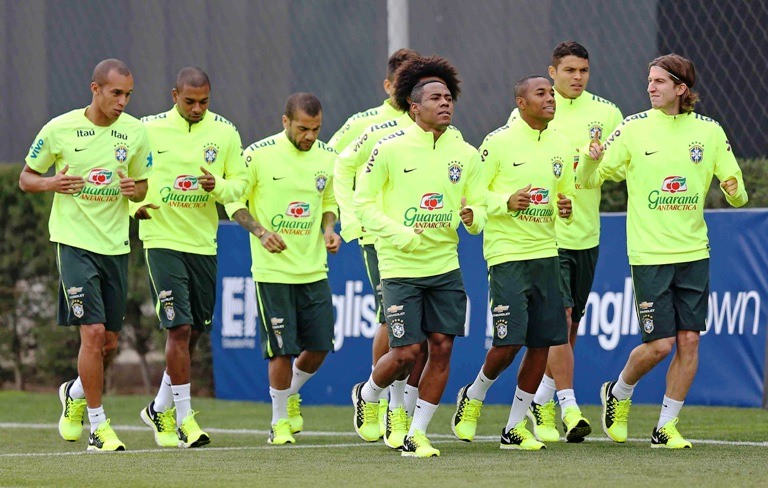 Seleção Brasileira de Futebol treina no Centro Deportivo Azul. Foto: Rafael Ribeiro / CBF