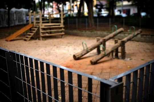 No Brasil, espaços públicos dedicados à infância raramente propõem algo inovador.No Brasil, espaços públicos dedicados à infância raramente propõem algo inovador. Foto: Gustavo Gomes