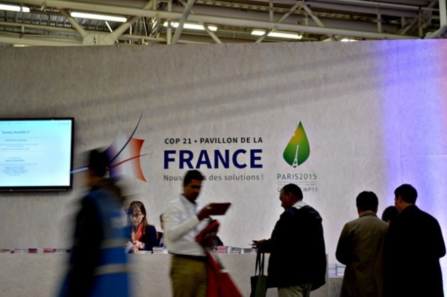 A COP 21, organizada e presidida pela França, se movimentou a passo veloz diante da pressão do governo anfitrião, com o objetivo de acordar um tratado climático universal, o chamado Acordo de Paris. Foto: Diego Arguedas Ortiz/IPS