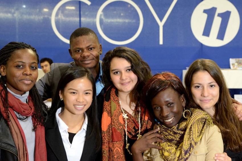 Jovens presentes na Conferência do Clima em Paris, na França. Foto:  UNICEF France/Zumstein