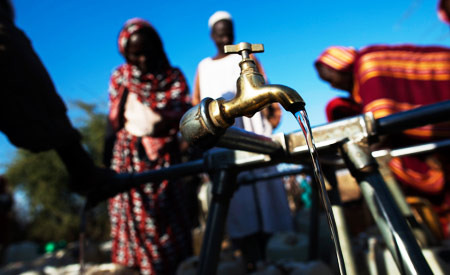 Escassez de água já é uma realidade em boa parte do mundo. Foto: Albert González Farran/ONU