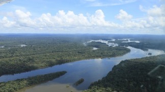 Vista aérea da Terra Indígena Apiaka do Pontal e Isolados| Foto: Tulio Paniago OPAN