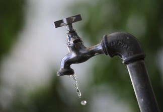 Lançado em 2015, o Movimento Menos Perda, Mais Água tem o objetivo de combater as perdas de água nos sistemas urbanos de distribuição do Brasil. Foto: Pedro França/Agência Senado