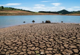 A seca chega às represas que abastecem o Sistema Cantareira.  Foto: Shutterstock
 