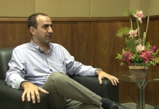 Reprodução do Vídeo "CICLOS 2015 - Luiz Assad"