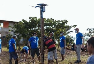 Projeto voluntário leva energia para mais de 1.300 pessoas na Amazônia