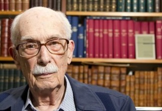 Antonio Candido, um dos mais importantes intelectuais brasileiros, morre aos 98 anos