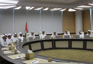 Ministério das Mudanças Climáticas e Guarda Costeira dos Emirados Árabes Unidos se unem para Coordenar Esforços na Proteção de Recursos Aquáticos
