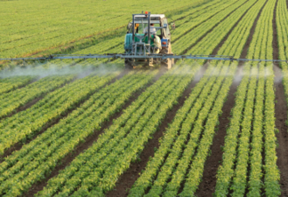 Governo concede em março mais 35 registros de agrotóxicos; já são 121 produtos liberados no ano